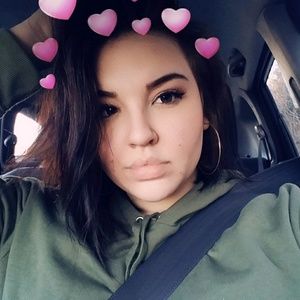 Meet your Posher, Megan